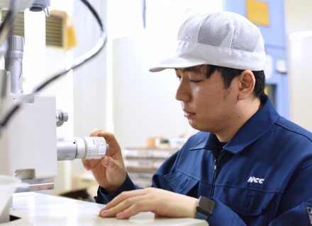 開発部門 Sさん